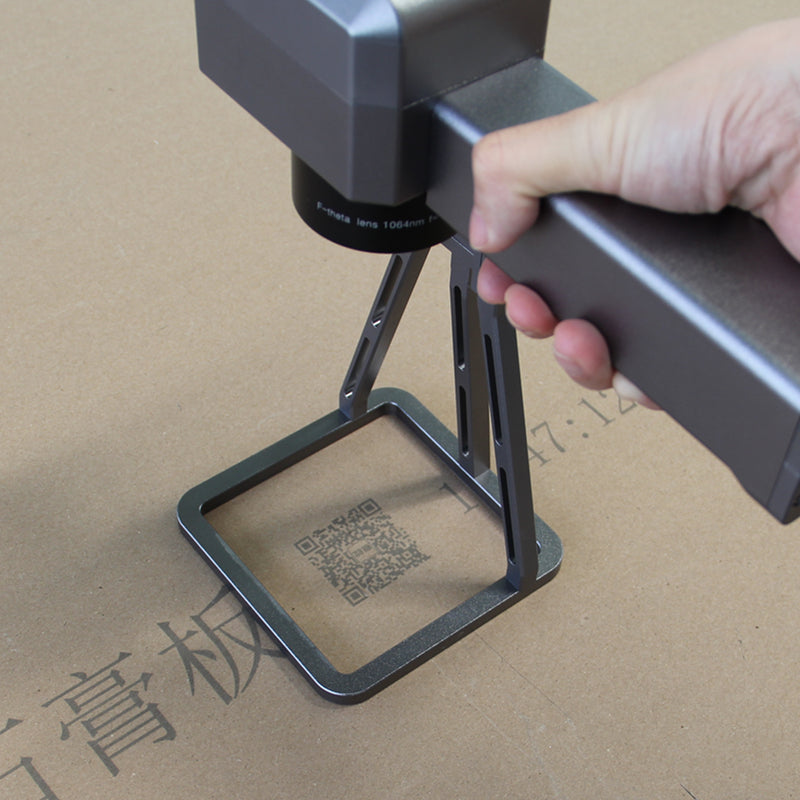 Handheld 50W Fiber Laser Nameplate Marking Machine 30W 20W Align System Scanner for PVC Plastic Stainless Steel Metal Engraving